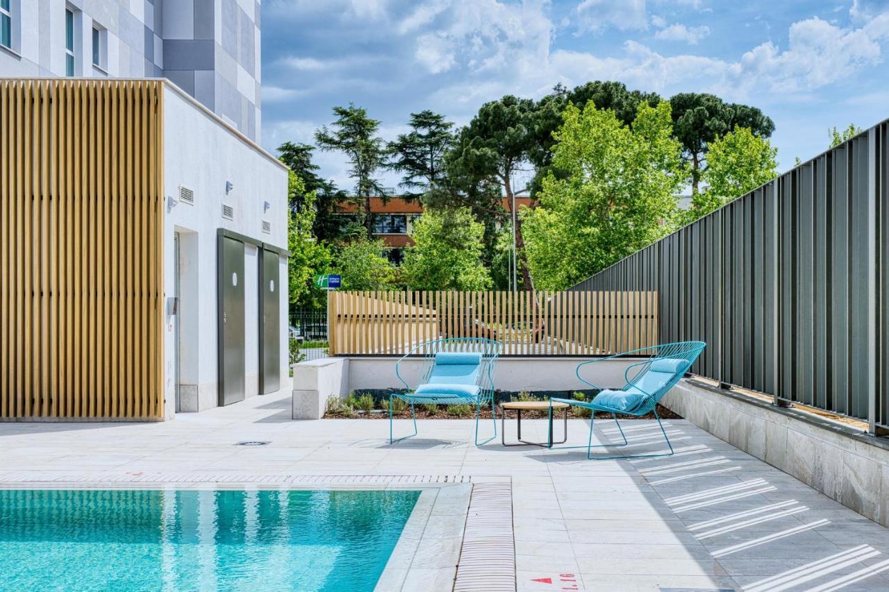 Holiday Inn Express - Madrid - Airport By Ihg ภายนอก รูปภาพ