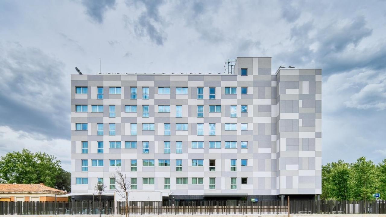 Holiday Inn Express - Madrid - Airport By Ihg ภายนอก รูปภาพ